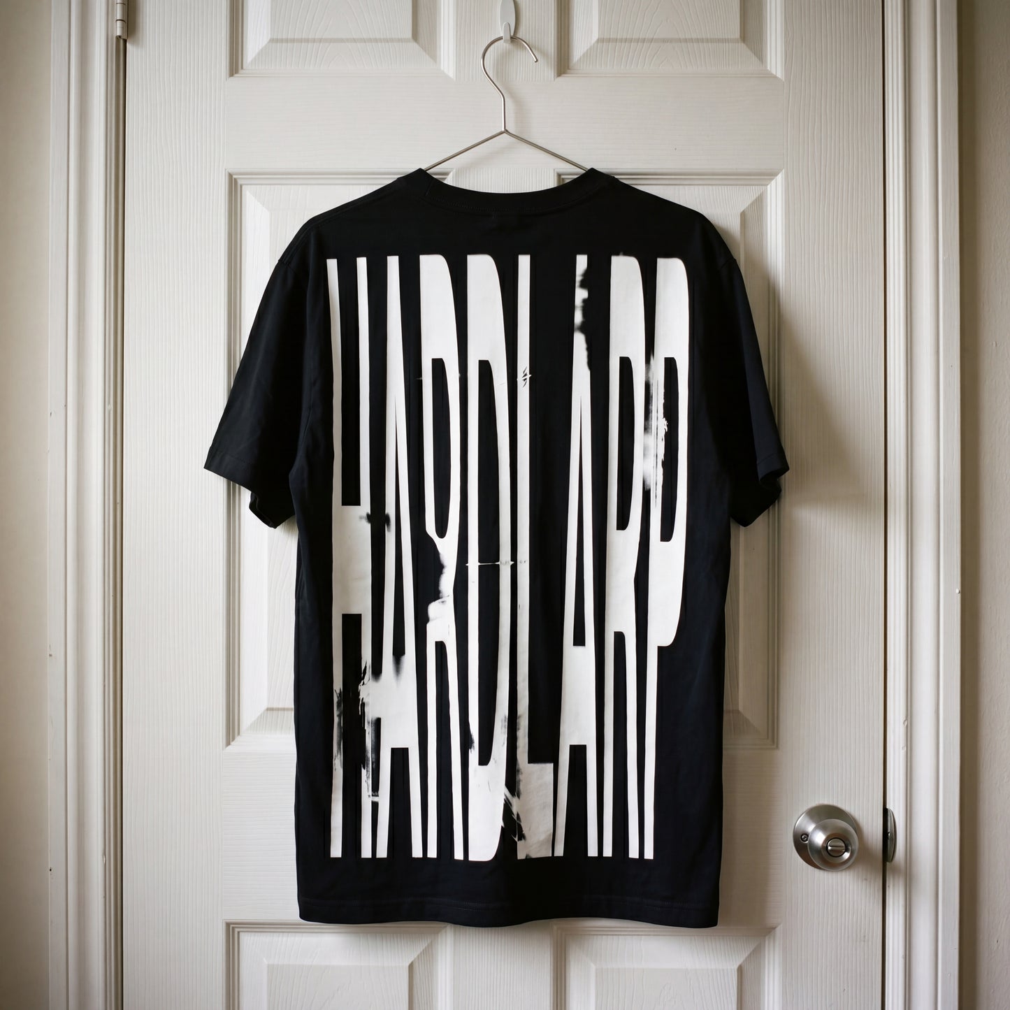 HARDLARP TEE